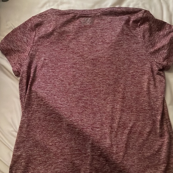 Under Amour short sleeve athletic tee - Picture 2 of 2